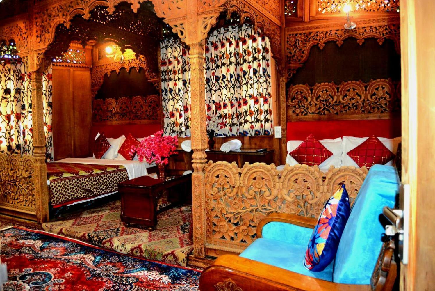 Heritage Amina Group Of Houseboats Hotell Srīnagar Exteriör bild