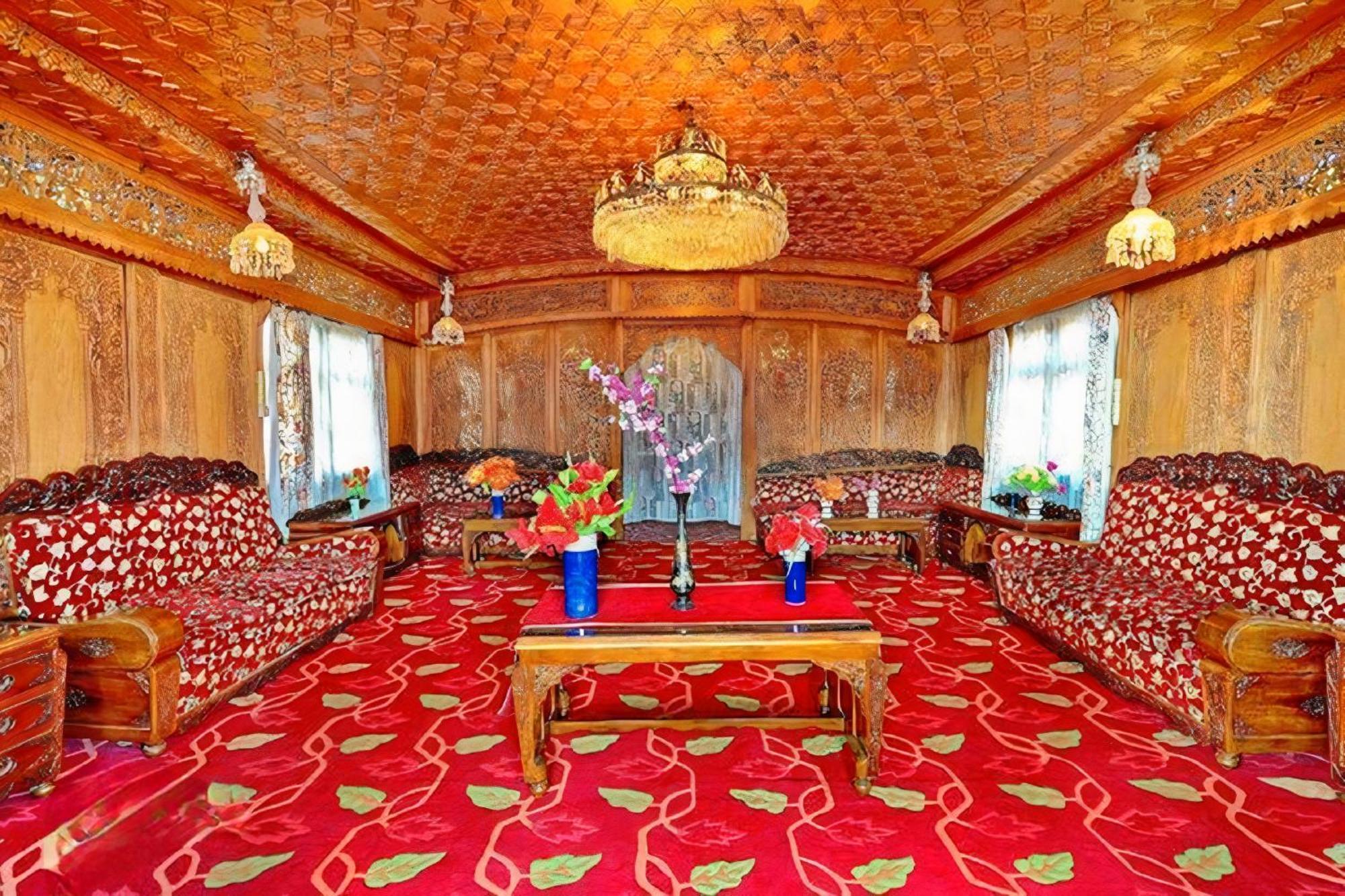 Heritage Amina Group Of Houseboats Hotell Srīnagar Exteriör bild